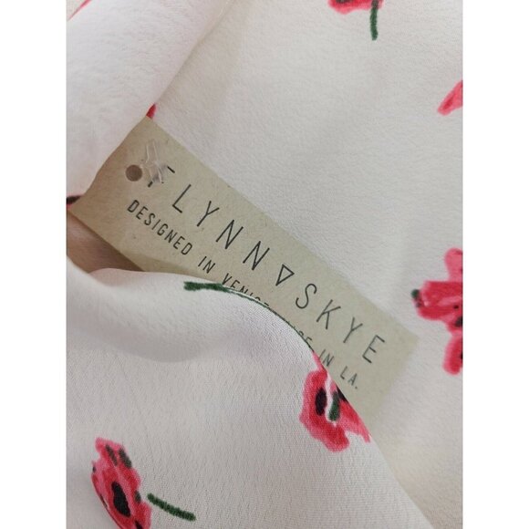 New Flynn Skye That's a Wrap Crop Wrap Top Womens L Red Floral Rayon - Picture 7 of 8